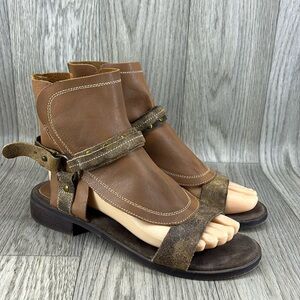 DIBA  True Leather Sandals